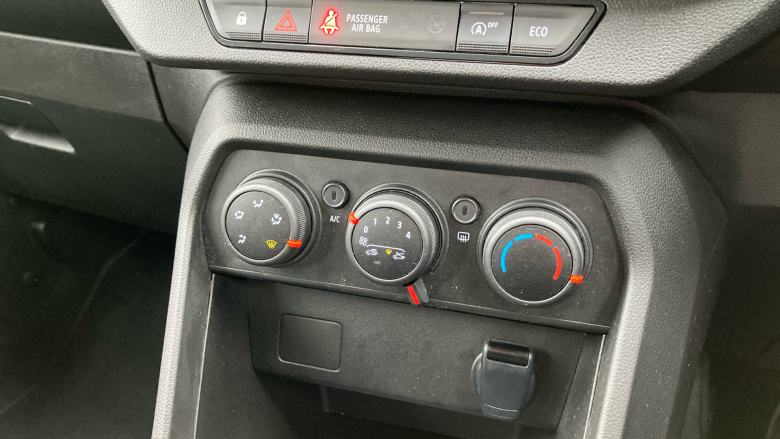 Dacia Sandero Stepway 1.0 TCe Essential 5dr Bi Fuel Hatchback